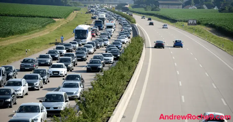When is the Best Time to Send Your Email Newsletter 5 Avoid Email Rush Hour