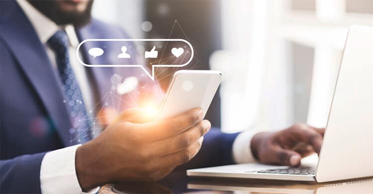 Social Media Specialist: Your Complete Career Guide 9
